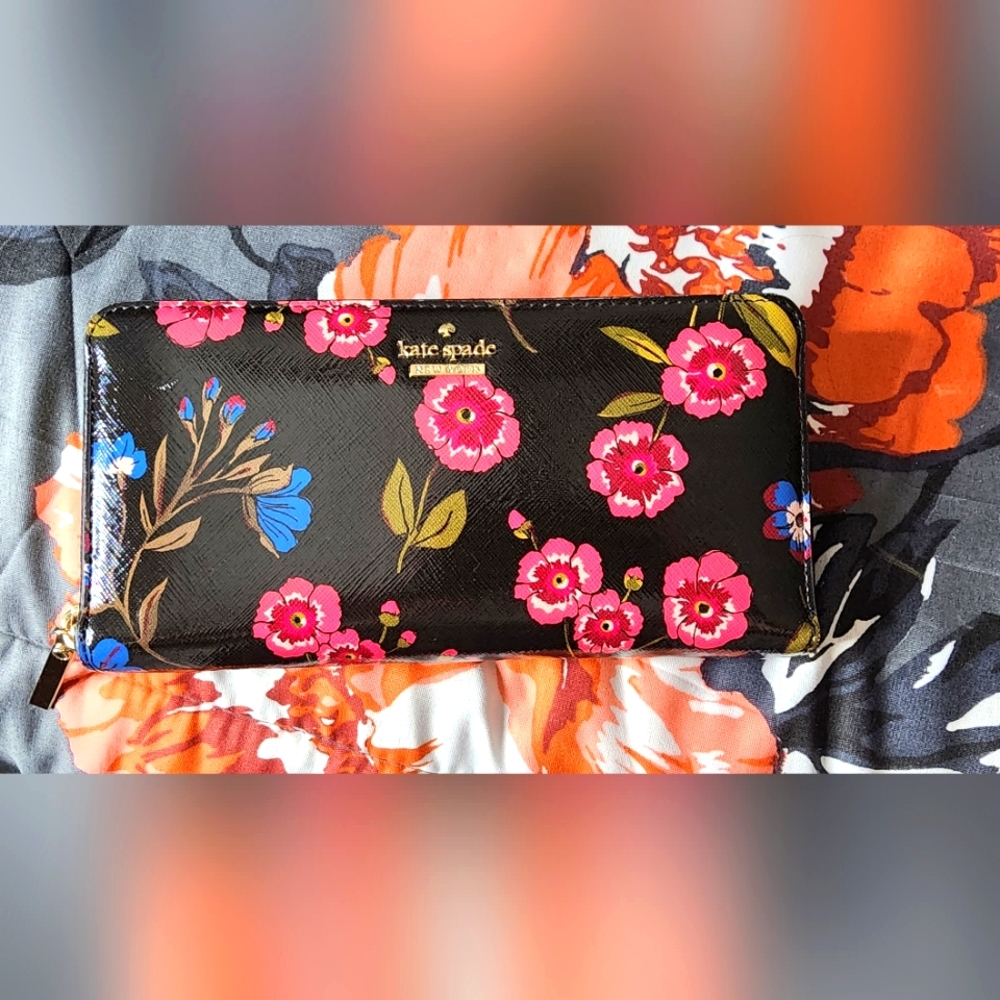Kate Spade wallet